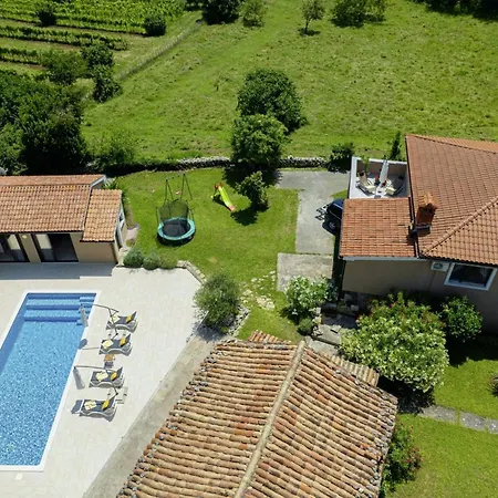 Mendula In Cambarelici - Haus Fuer 6-7 Personen * Krsan