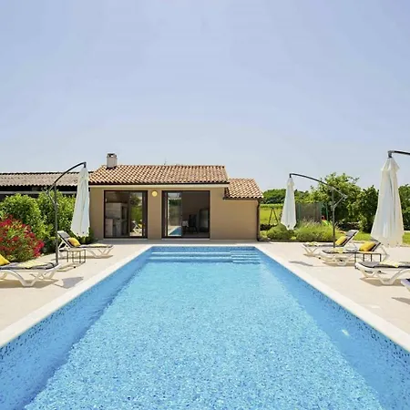 Βίλα Mendula In Cambarelici - Haus Fuer 6-7 Personen