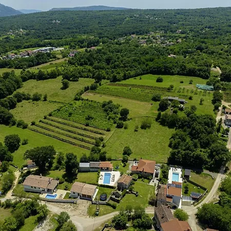 Mendula In Cambarelici - Haus Fuer 6-7 Personen * Kršan